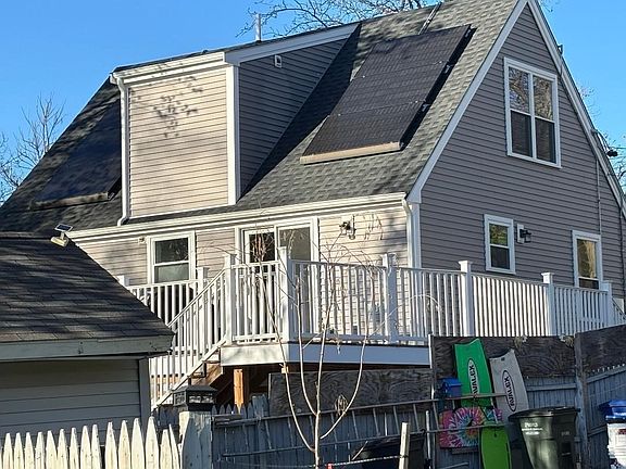 3rd image of 1012 Main St