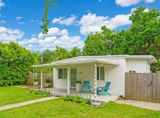 3850 Charles Ter, Miami, FL 33133