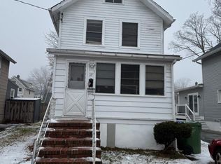 13 Columbus Ave, Edison, NJ 08817
