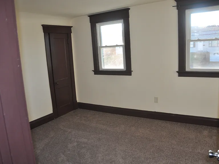 124 Highway Ave — Photo 5