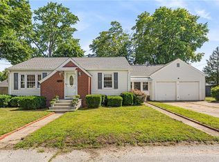 456 Elm St, Warwick, RI 02888