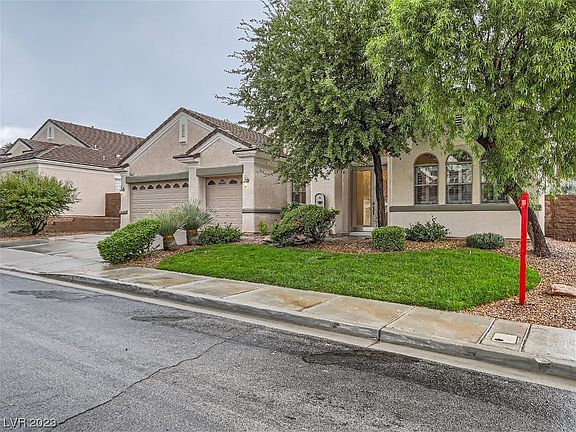 2nd image of 2037 Sinfonia Ave