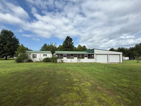 954 Mayland Rd, Crossville, TN 38571