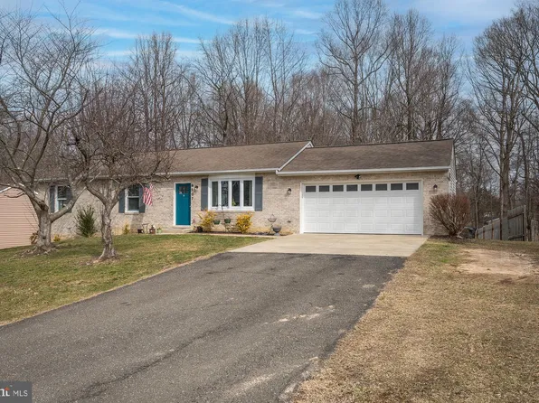 9507 N Side Dr, Owings, MD 20736