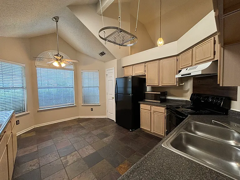 7879 Excaliber Rd — Photo 6