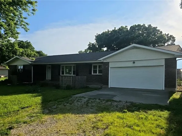 27429 59th Hwy, Garnett, KS 66032