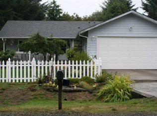 125 S Oar Loop SW, Ocean Shores, WA 98569
