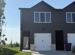 5801 Goheen Dr, Manhattan, KS 66503