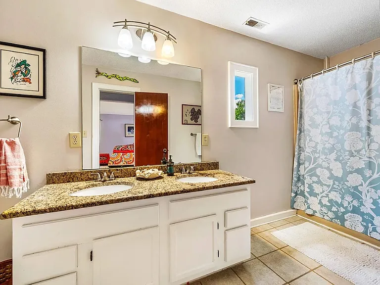206 Lisa Dr — Photo 20