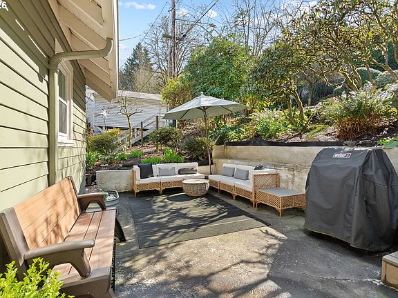 3rd image of 9685 NW Saint Helens Rd