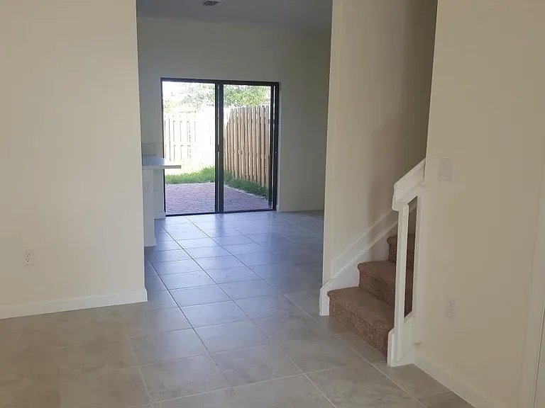 3792 SE 3rd St — Photo 5