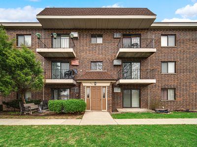 961 N Rohlwing Rd APT 201B, Addison, IL, 60101