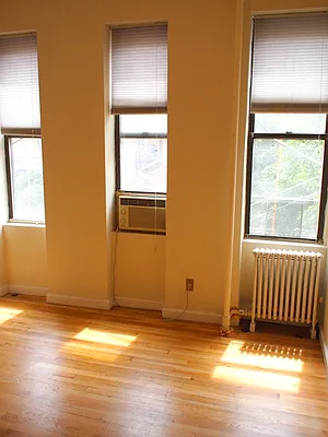 Rented by Sheila M Apfel, LREB | media 8