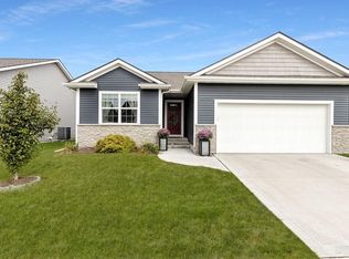 3802 SW Stonehaven Ln, Ankeny, IA 50023