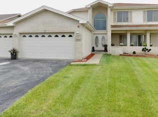 5751 Amherst Pl, Matteson, IL 60443