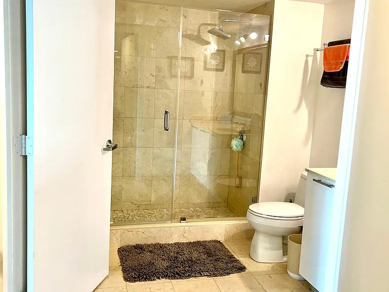 1800 N Bayshore Dr #1502 — Photo 7