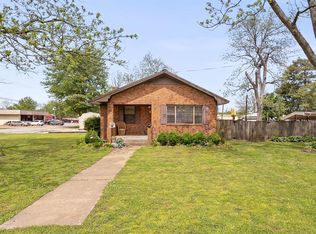 501 NW 3rd St, Walnut Ridge, AR 72476