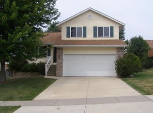 3716 Prince Dr SW, Cedar Rapids, IA 52404