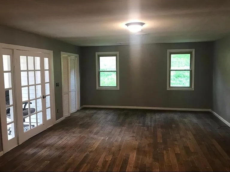 2232 S Berrys Chapel Rd — Photo 10