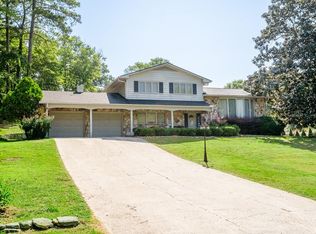 100 Pinewood Rd, Dalton, GA 30721