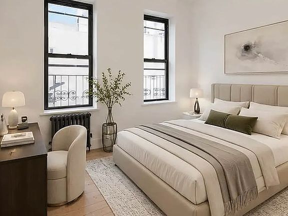 2nd image of 208 E 6th St #12