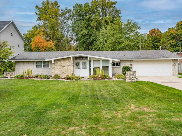7027 Maysville Rd, Fort Wayne, IN 46815