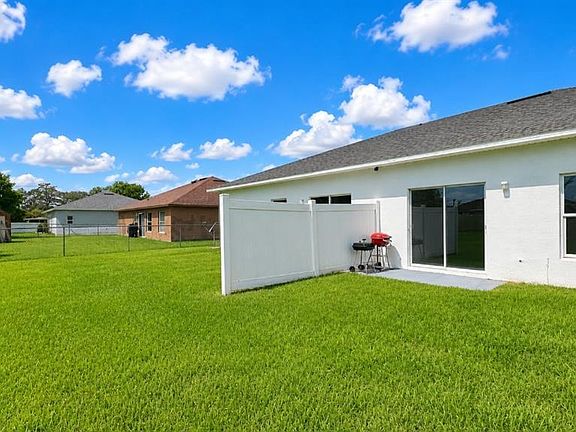 4th image of 828 ABBEVILLE COURT