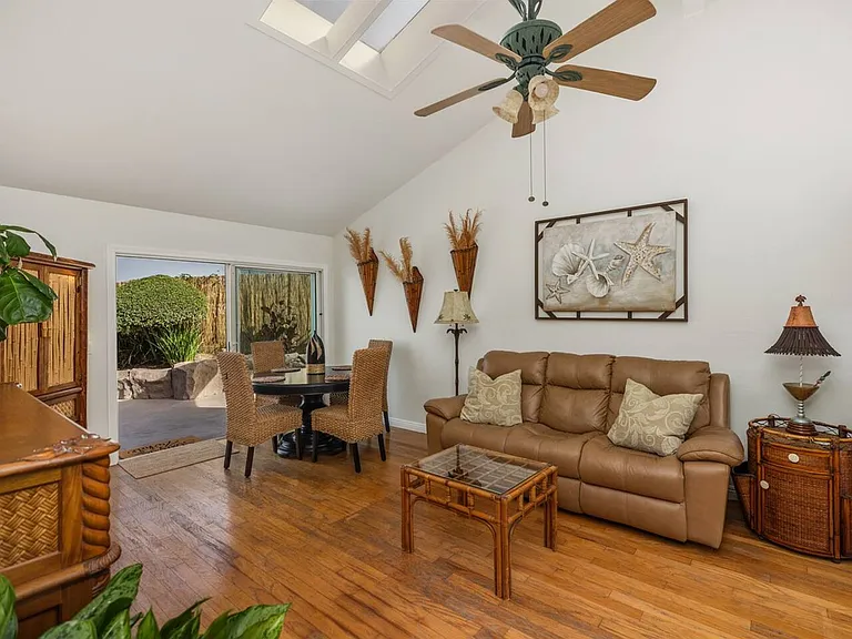 631 Calle Miguel — Photo 8