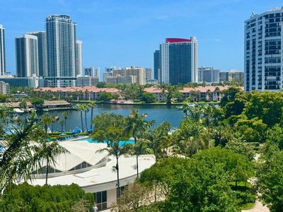 600 Three Islands Blvd APT 620, Hallandale, FL, 33009