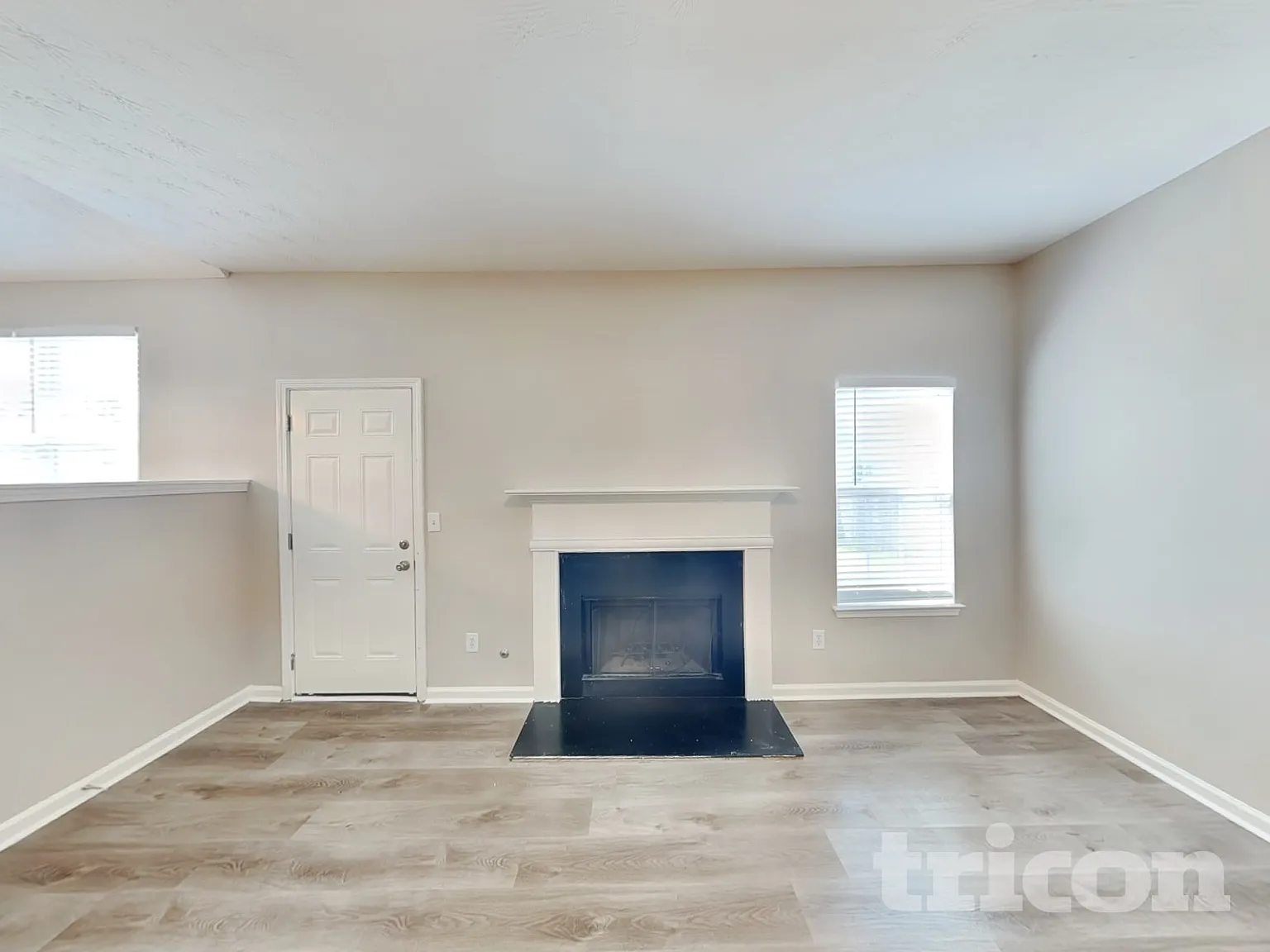 2578 South Hills Riverdale GA — Photo 3