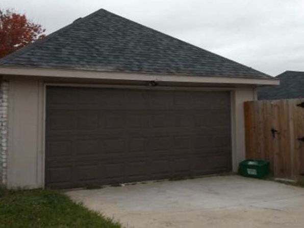 1042 Kim Ln, Mesquite, TX 75149