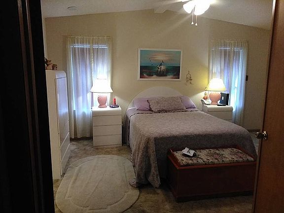 Maser room with Queen size