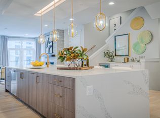 8203 River Rd #17, Bethesda, MD 20817