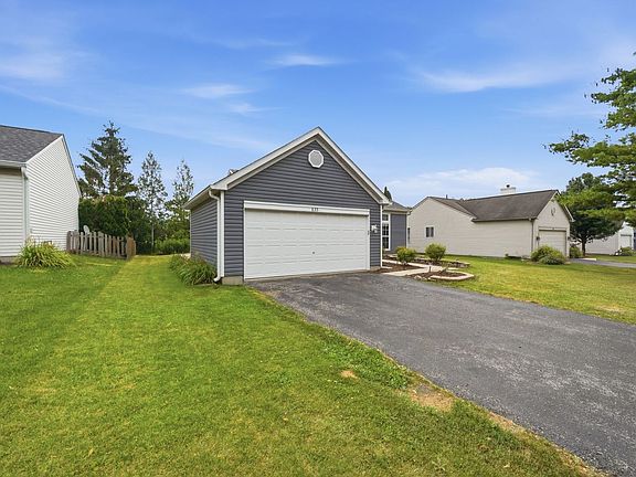 3rd image of 633 Indian Trail Rd