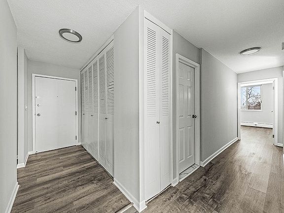5th image of 2201 S Stewart Ave APT 4M