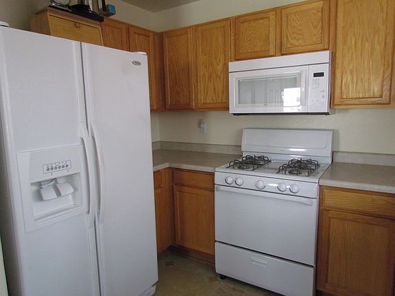 2nd image of 12500 Mongollow Way NE