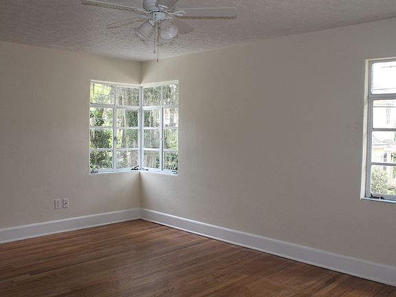 3rd image of 1016 1/2 Atkins Pl