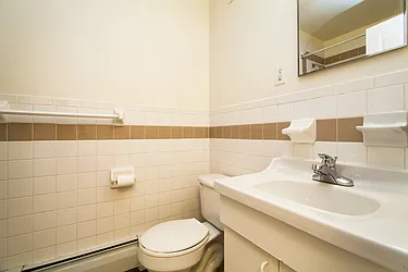 Rented by SubHut Realty USA, Inc.