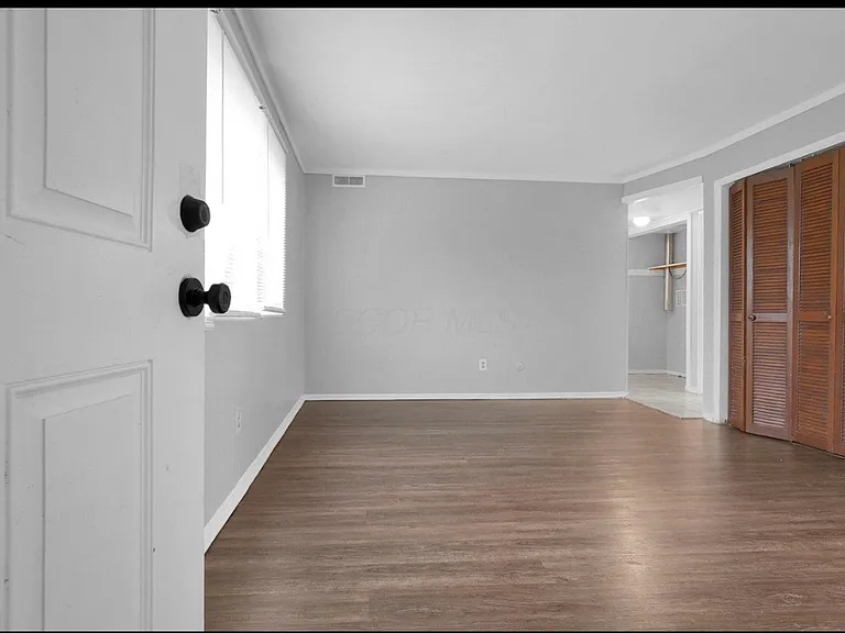 2872 Howey Rd #B — Photo 6