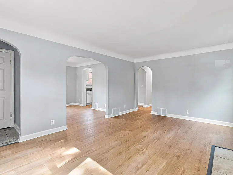 11635 Riad St — Photo 7