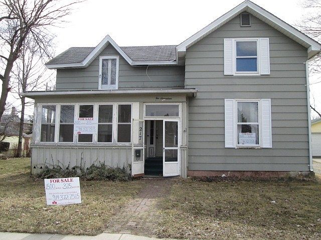 1st image of 217 W McArthur St