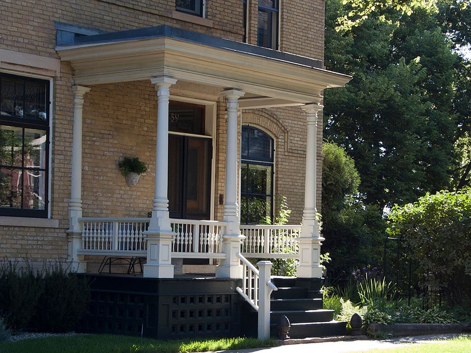2nd image of 59 Irvine Park