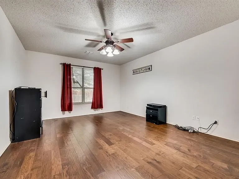 2831 Deer Ridge Dr — Photo 7