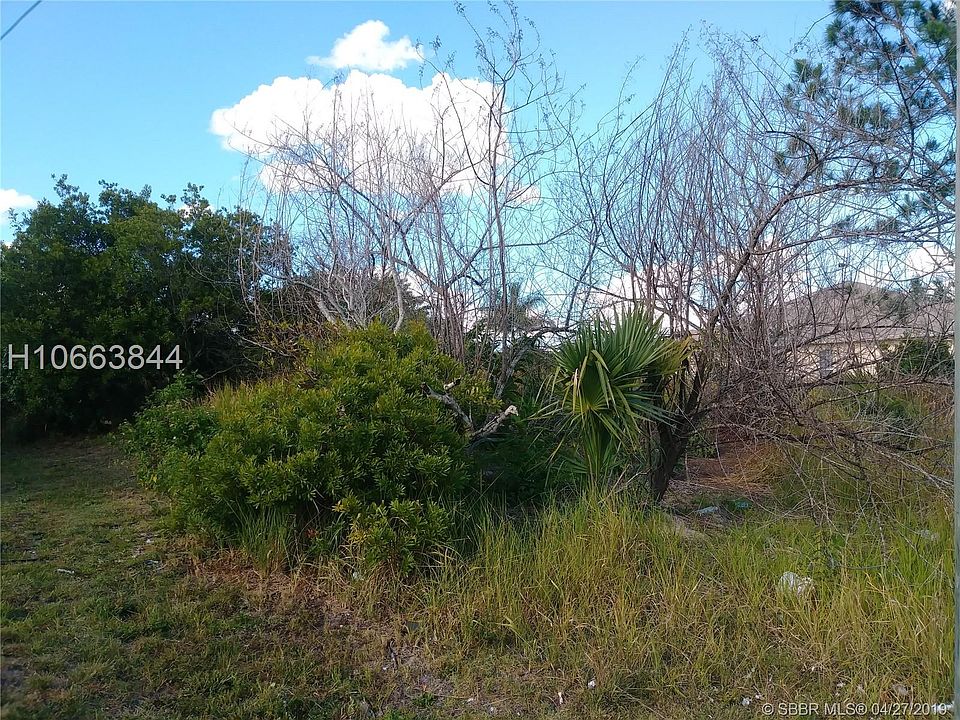 1st image of 2701 SW Altamira Ave