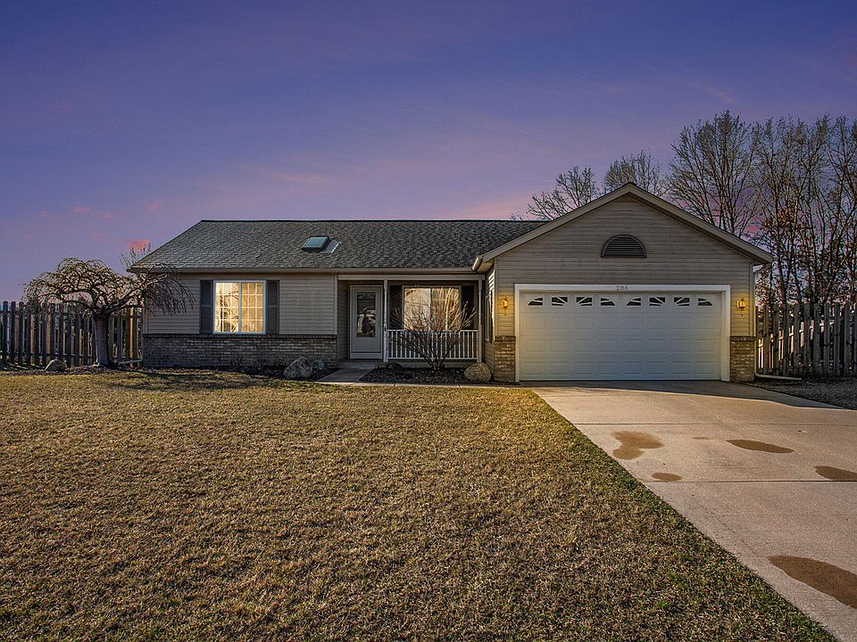 1st image of 286 Riverwood Dr