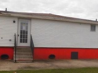 4767 Longfellow Dr, New Orleans, LA 70127