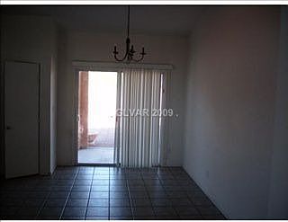 4th image of 2832 Tilten Kilt Ave