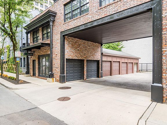 5th image of 62 N 4th St