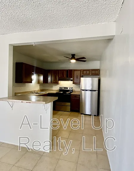 1838 S Rosemont Ave — Photo 5