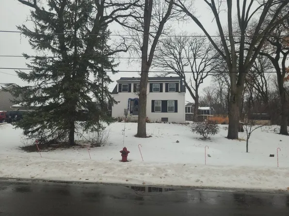 2243 6th St N, North Saint Paul, MN 55109